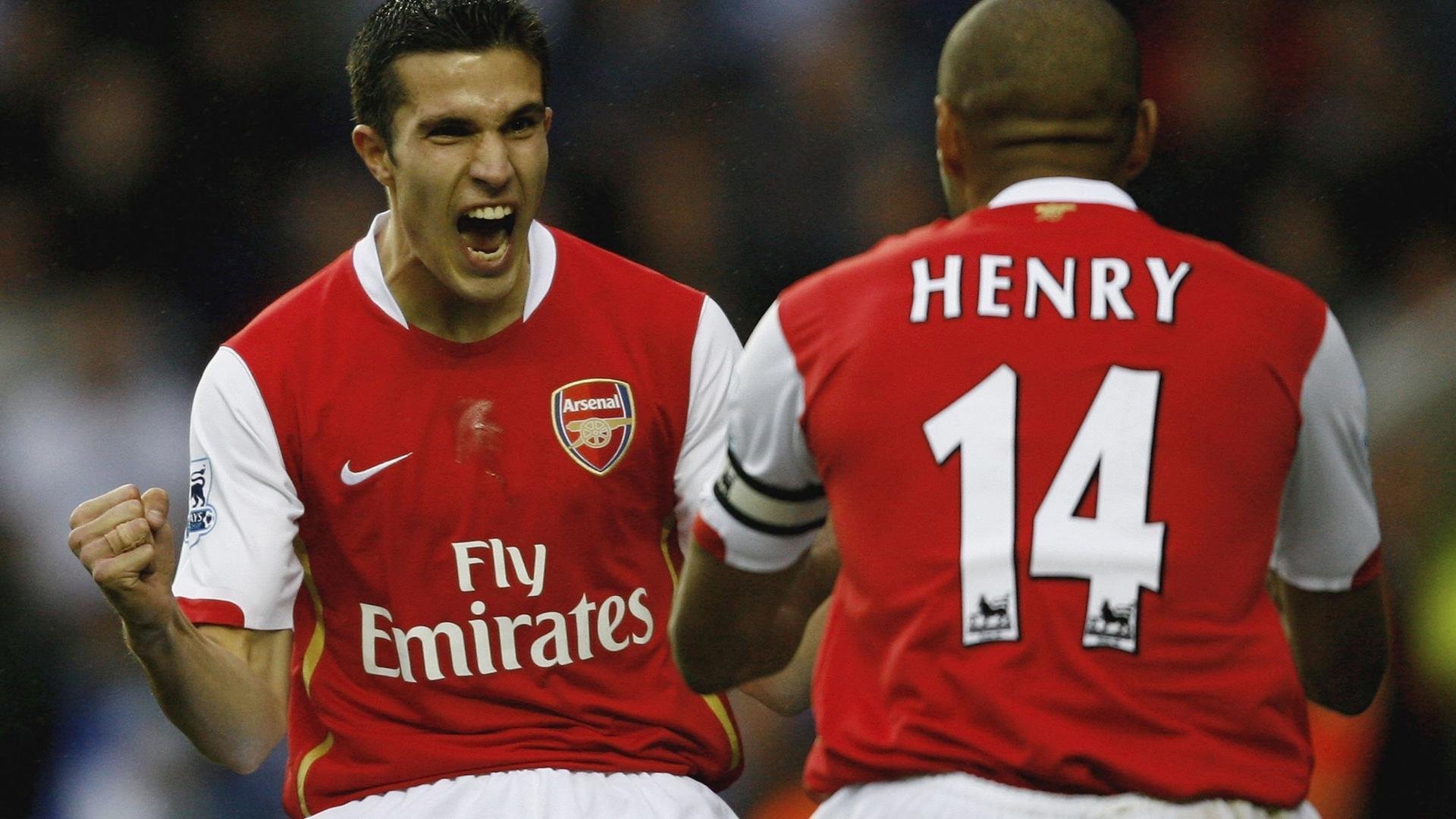 雷火电竞合作-爱德华兹血色五分钟，一记穿心三分刺穿骑士，也刺破所有质疑